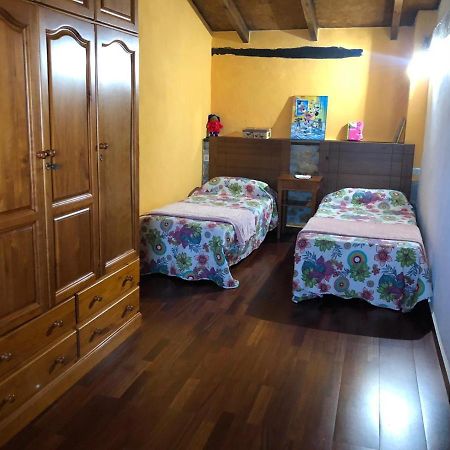 Elbosqueencantadocantabria Villa Ampuero Buitenkant foto